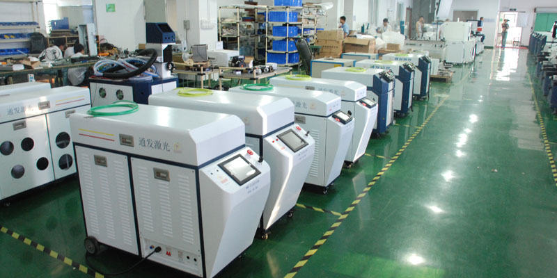 通發(fā)激光TFL-80PF<a href='http://www.pdsslfxx.com/product/2.htm' class='text_a'>光纖<a href='http://www.pdsslfxx.com' class='text_a'>激光焊接機(jī)</a></a>